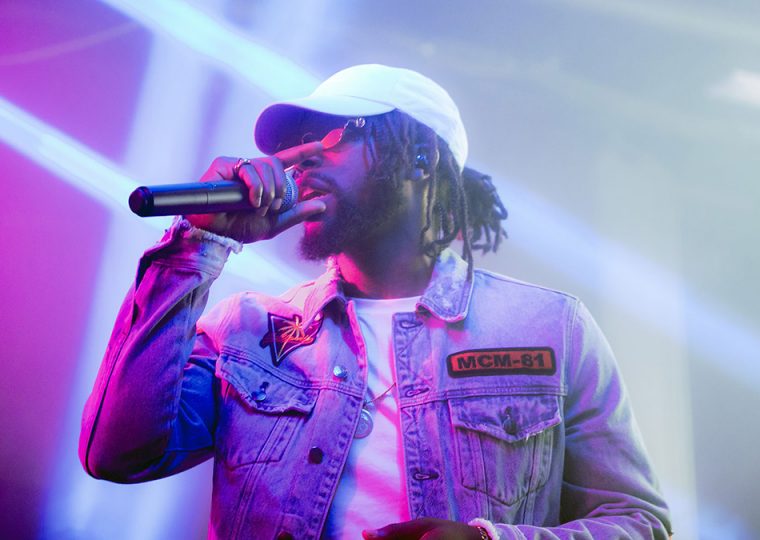 Notifi performing in concert